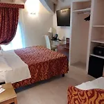 Savoia 4*