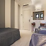 Savoia 4*