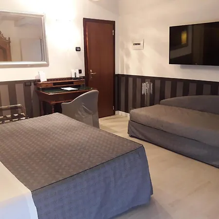 Hotel Savoia