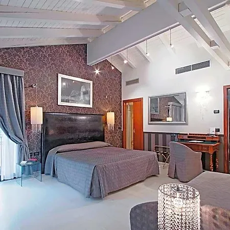 Hotel Savoia