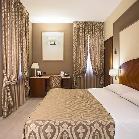 Savoia 4*